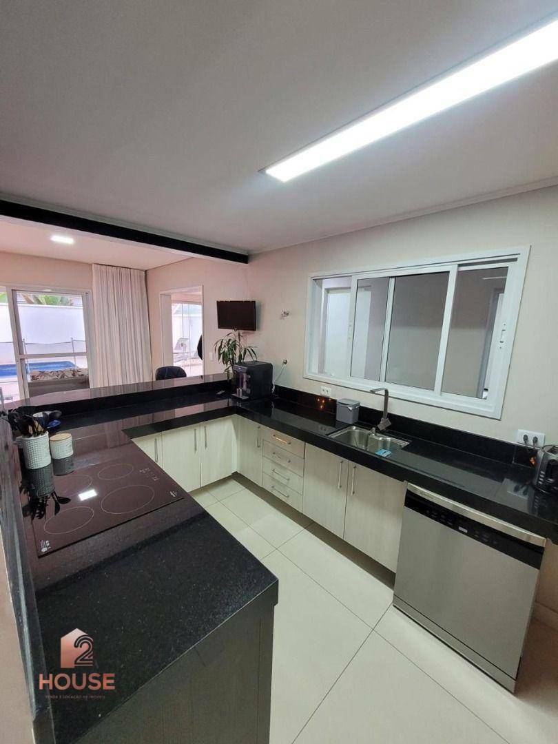 Casa de Condomínio à venda com 3 quartos, 183m² - Foto 18