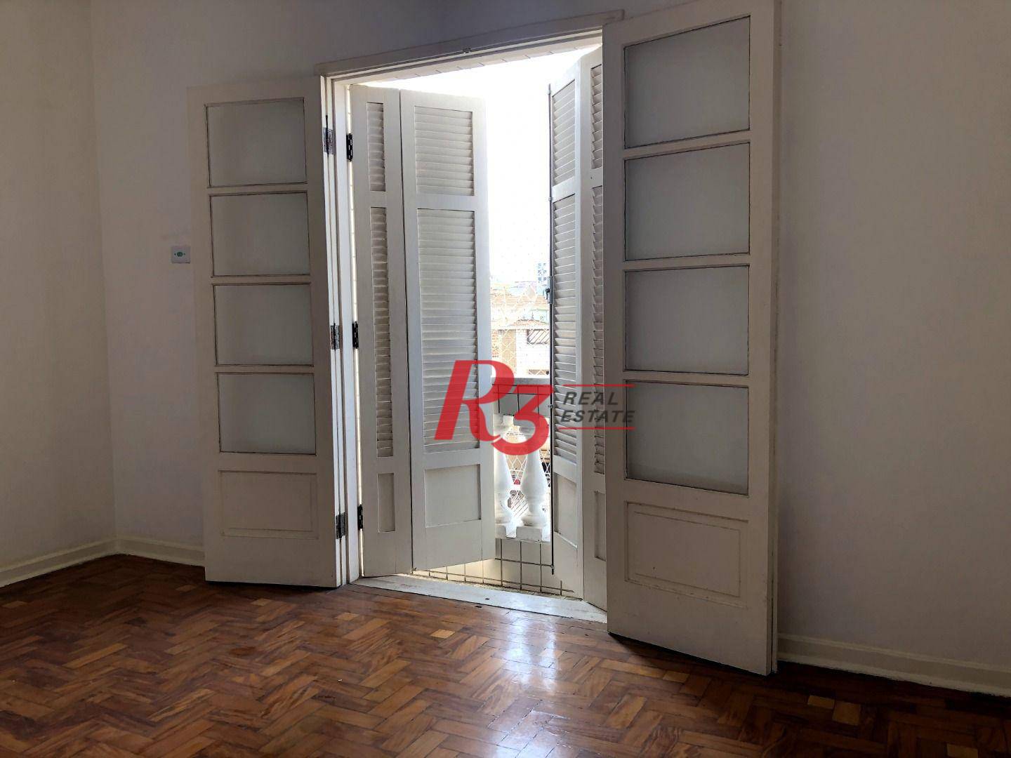 Apartamento para alugar com 3 quartos, 131m² - Foto 7