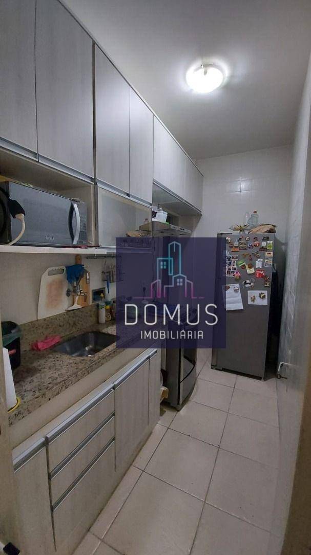 Apartamento à venda com 2 quartos, 62m² - Foto 8