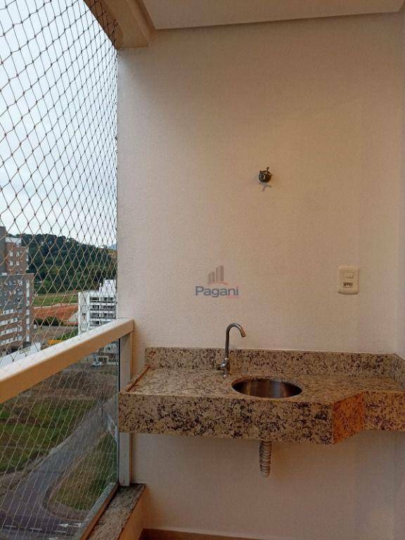 Apartamento para alugar com 3 quartos, 78m² - Foto 7