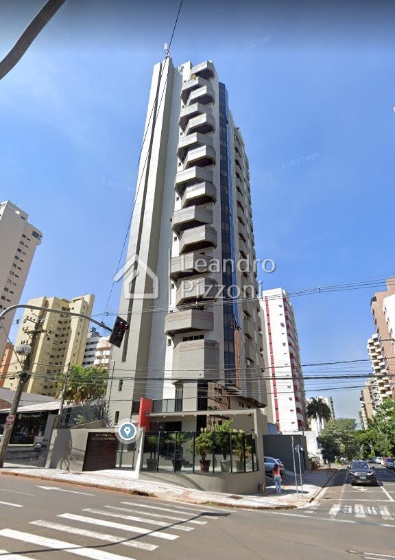 Apartamento à venda com 3 quartos, 132m² - Foto 1