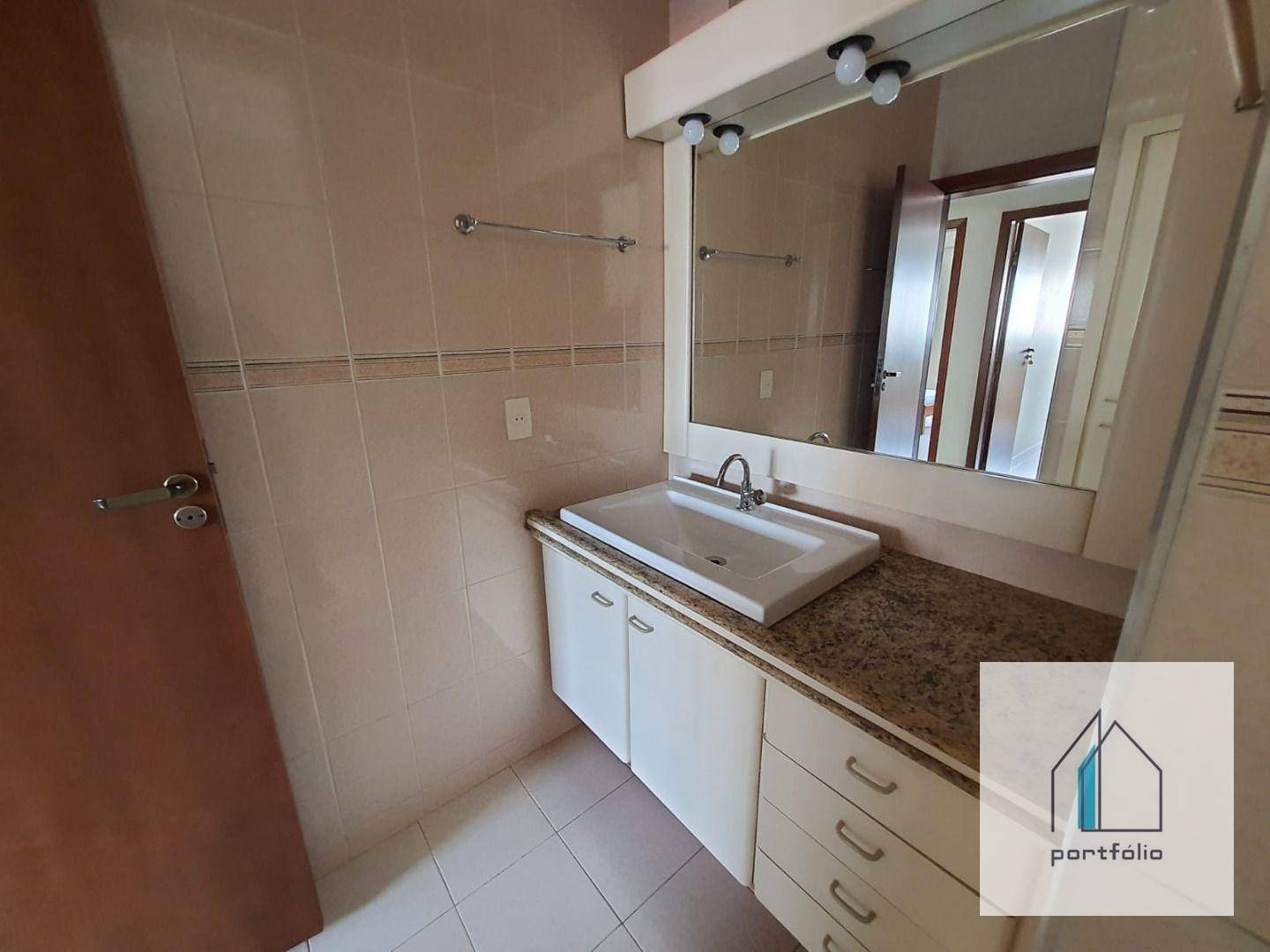 Apartamento à venda com 3 quartos, 164m² - Foto 23