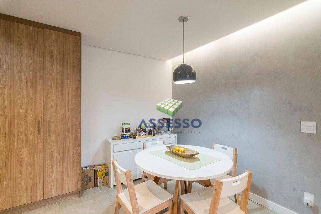 Apartamento à venda com 3 quartos, 79m² - Foto 2