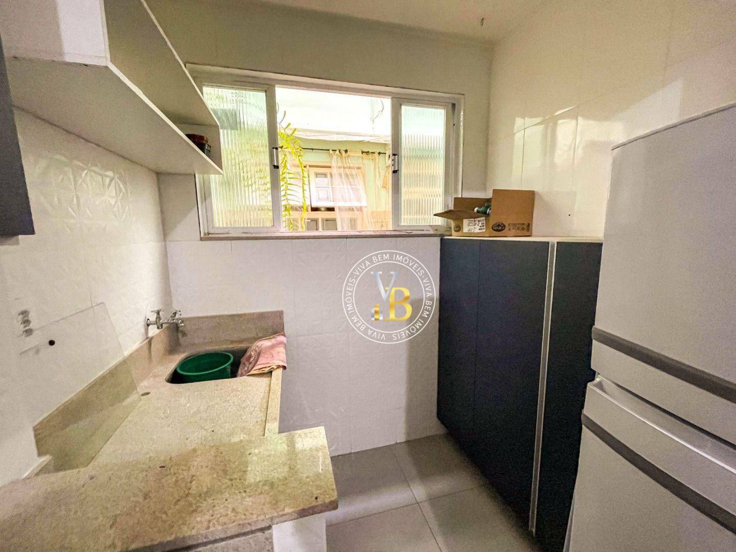 Apartamento à venda com 2 quartos, 70m² - Foto 9