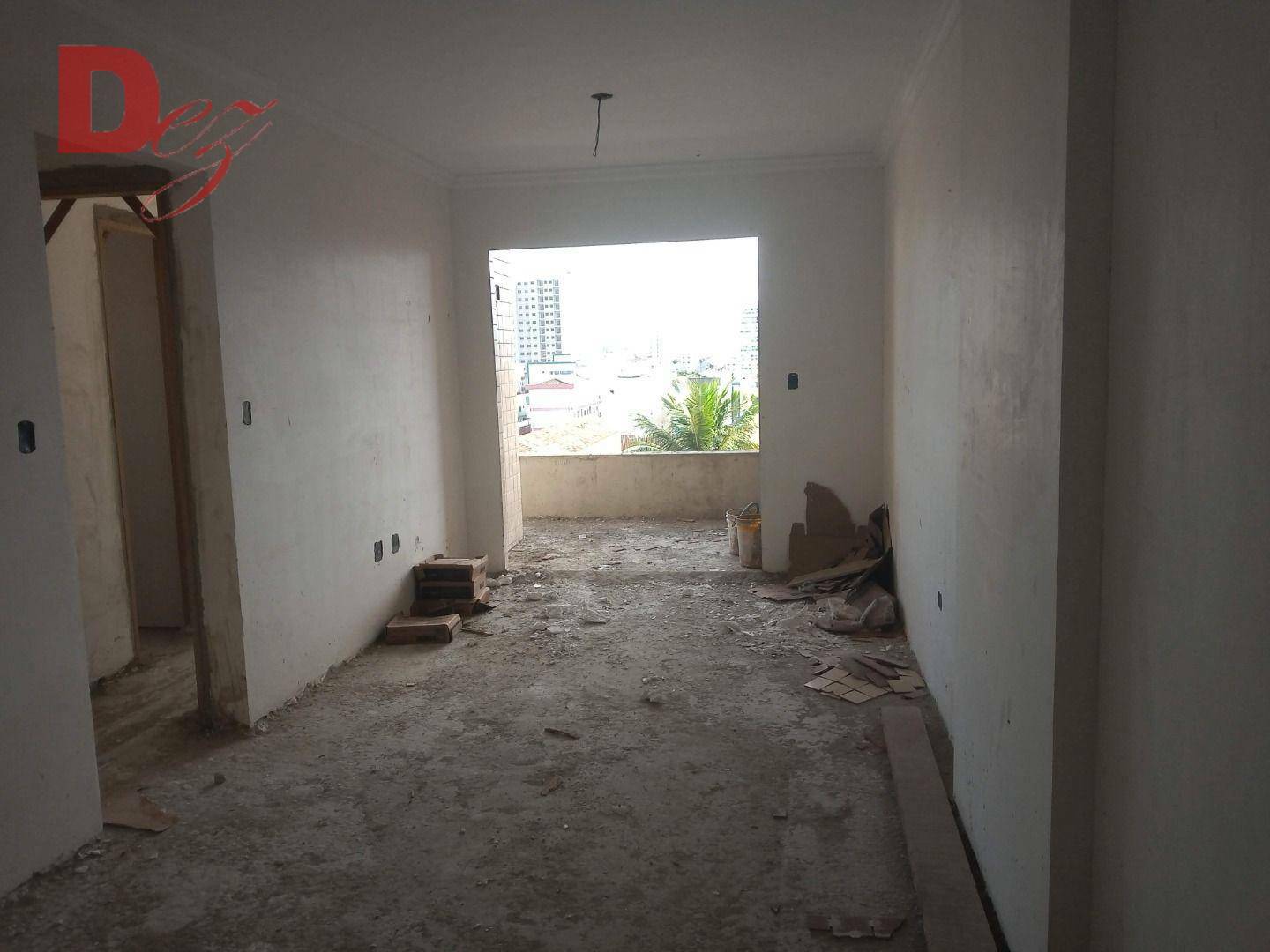 Apartamento à venda com 2 quartos, 71m² - Foto 2