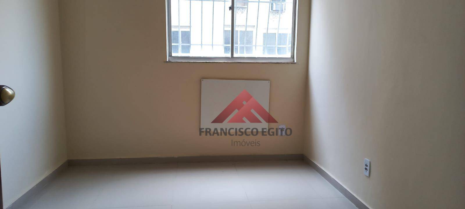 Apartamento à venda com 2 quartos, 84m² - Foto 4