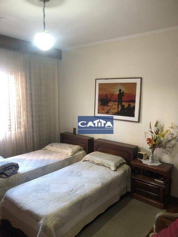 Sobrado à venda com 4 quartos, 250m² - Foto 13