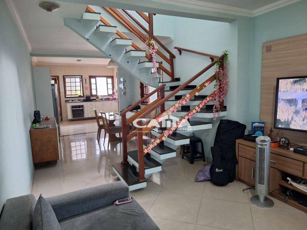 Sobrado à venda e aluguel com 2 quartos, 100m² - Foto 3