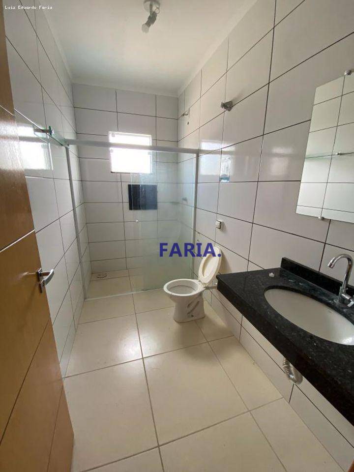 Casa à venda com 3 quartos, 220m² - Foto 7