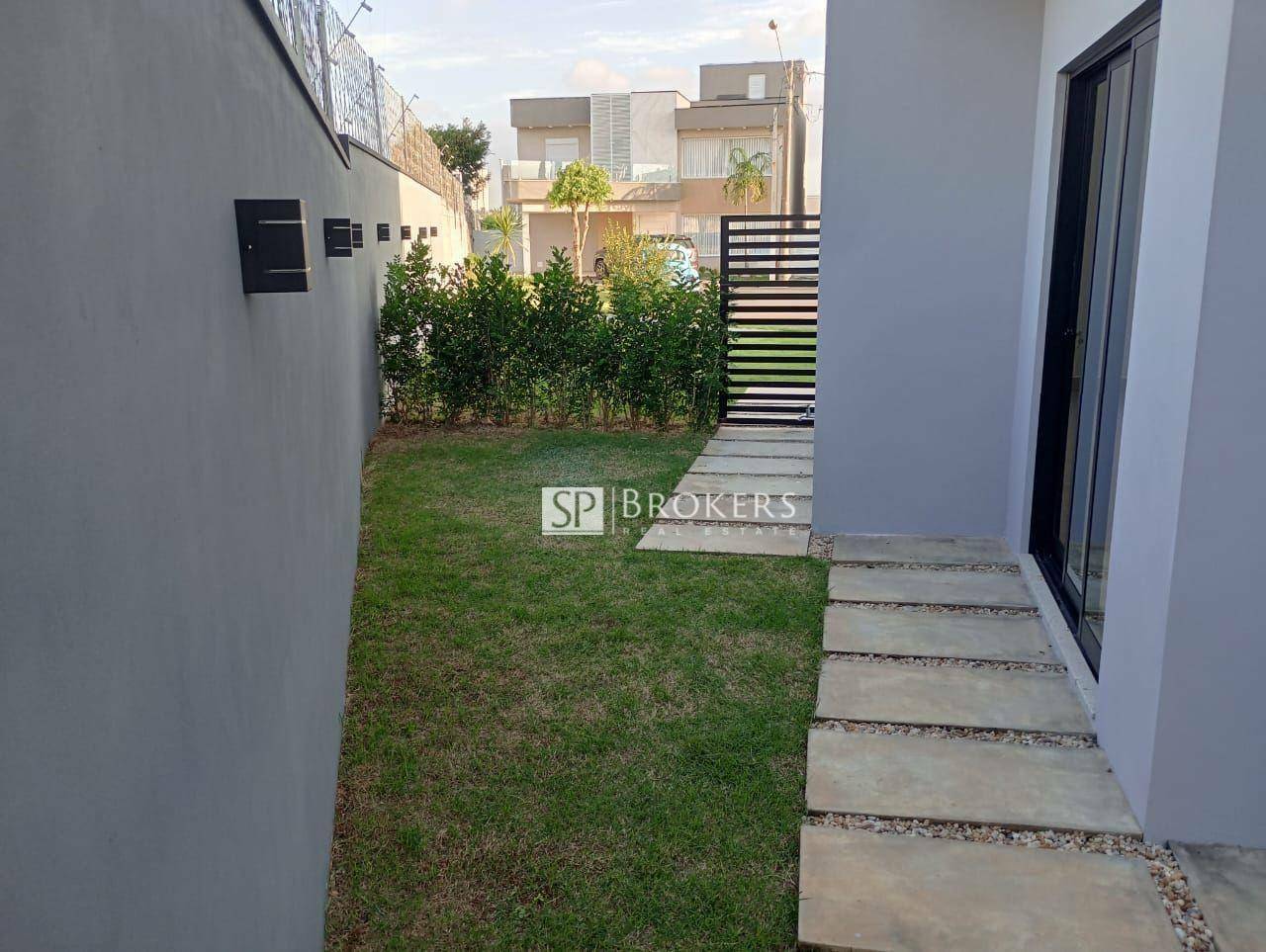 Casa de Condomínio à venda com 3 quartos, 250m² - Foto 7