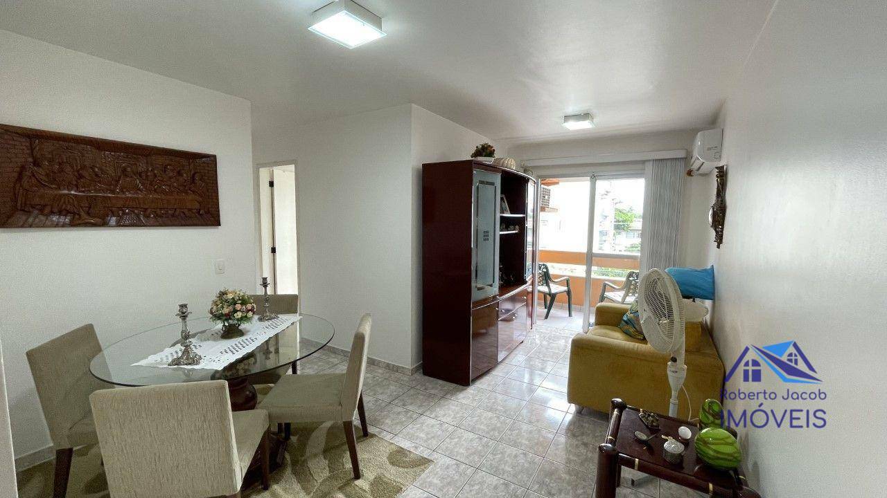 Apartamento à venda com 3 quartos, 74m² - Foto 1