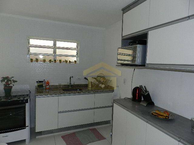 Sobrado à venda com 3 quartos, 164m² - Foto 4