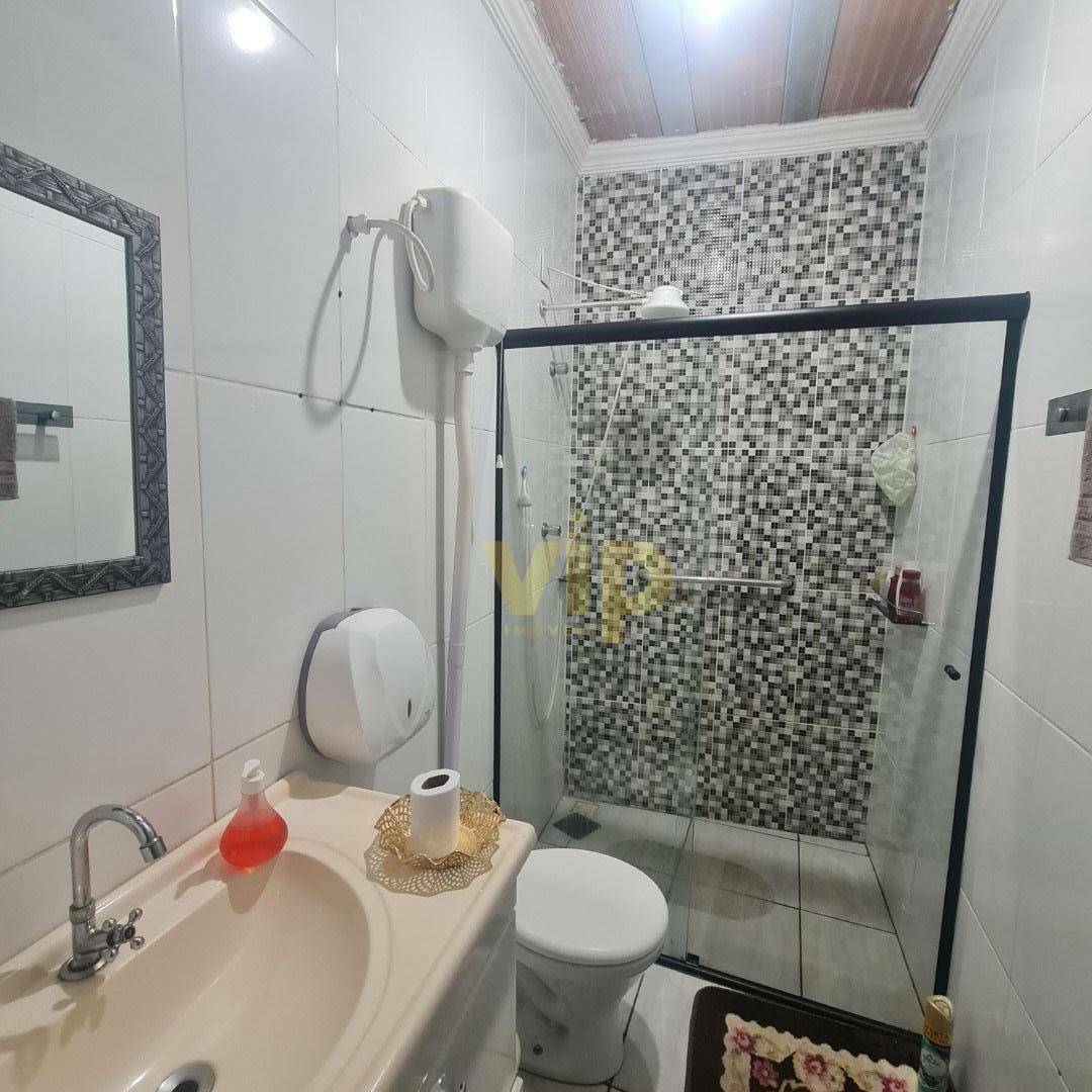 Casa à venda com 4 quartos, 145m² - Foto 5