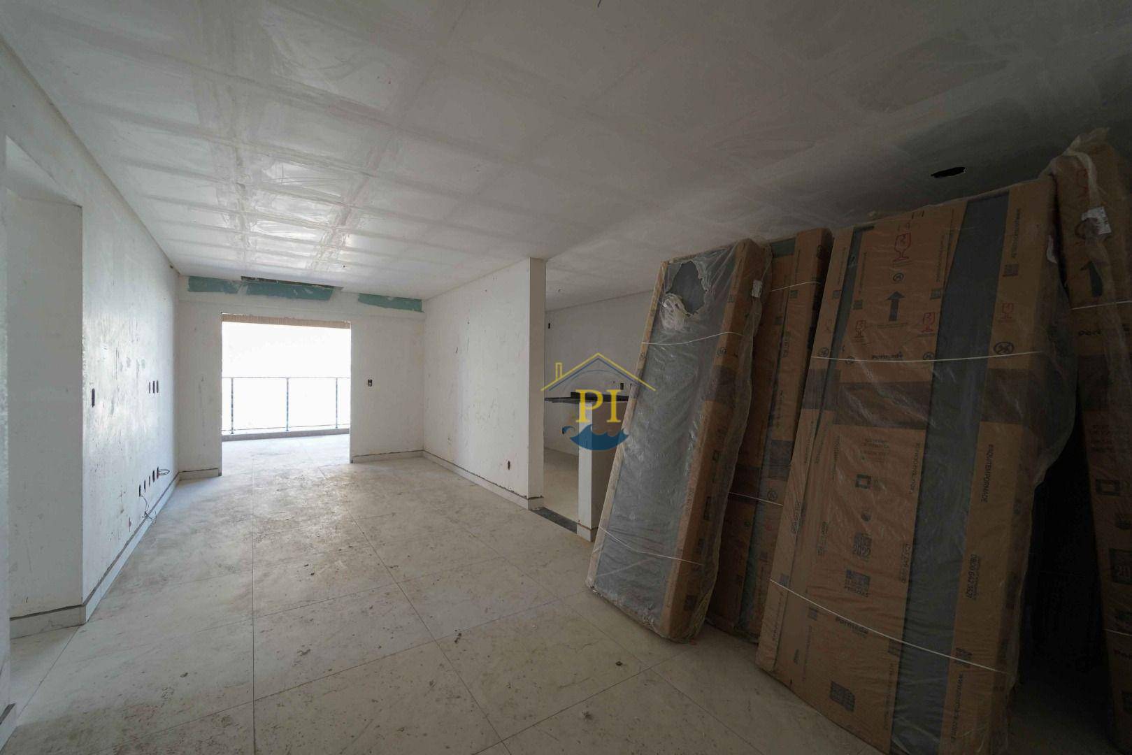 Apartamento à venda com 3 quartos, 135m² - Foto 2