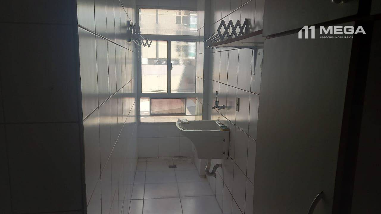 Apartamento à venda com 1 quarto, 60m² - Foto 4