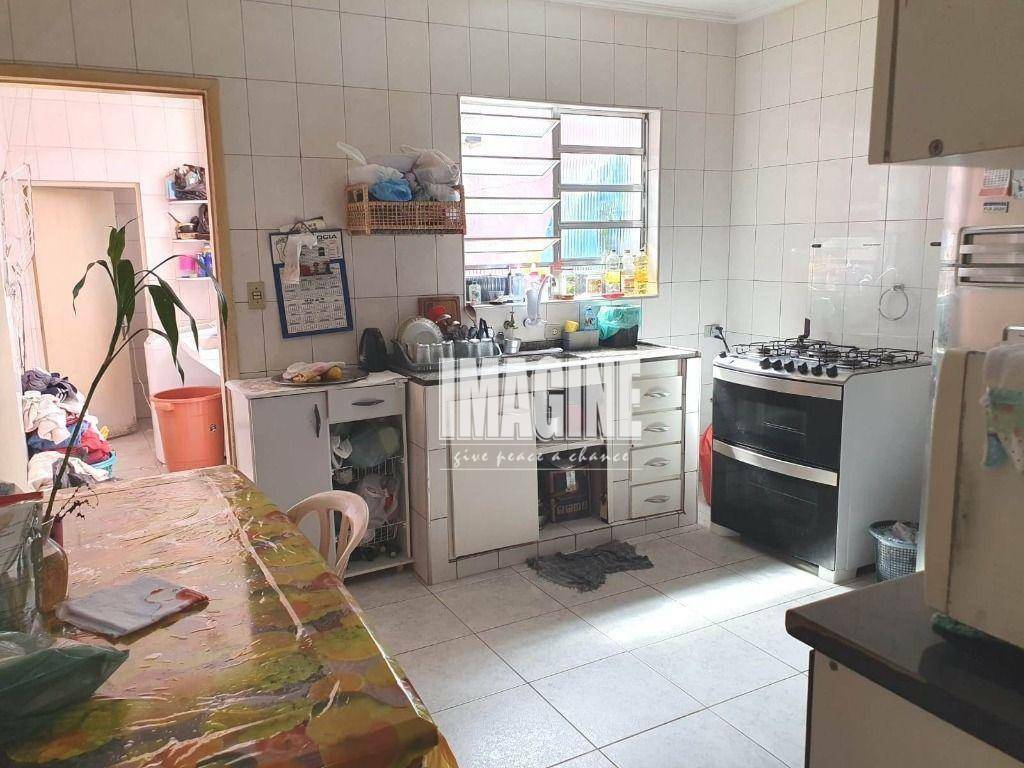 Sobrado à venda com 2 quartos, 80m² - Foto 2