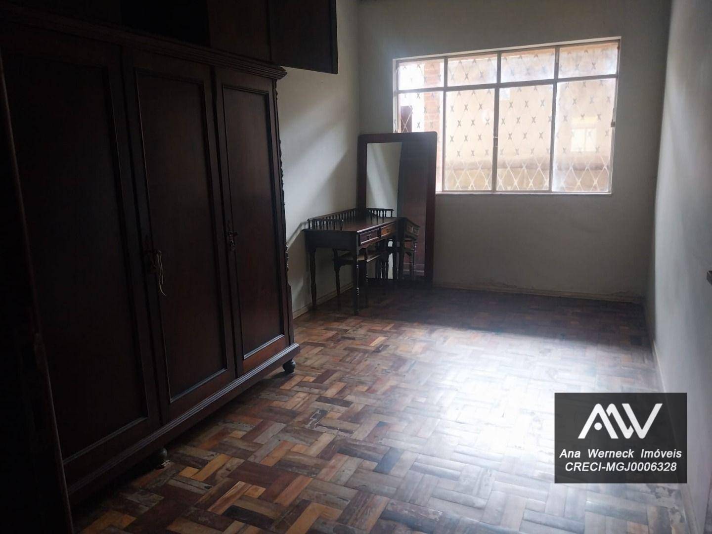 Chácara à venda com 6 quartos, 300m² - Foto 9