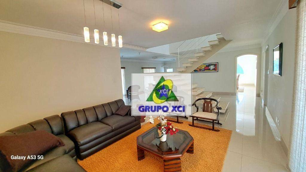 Casa para alugar com 4 quartos, 800m² - Foto 24