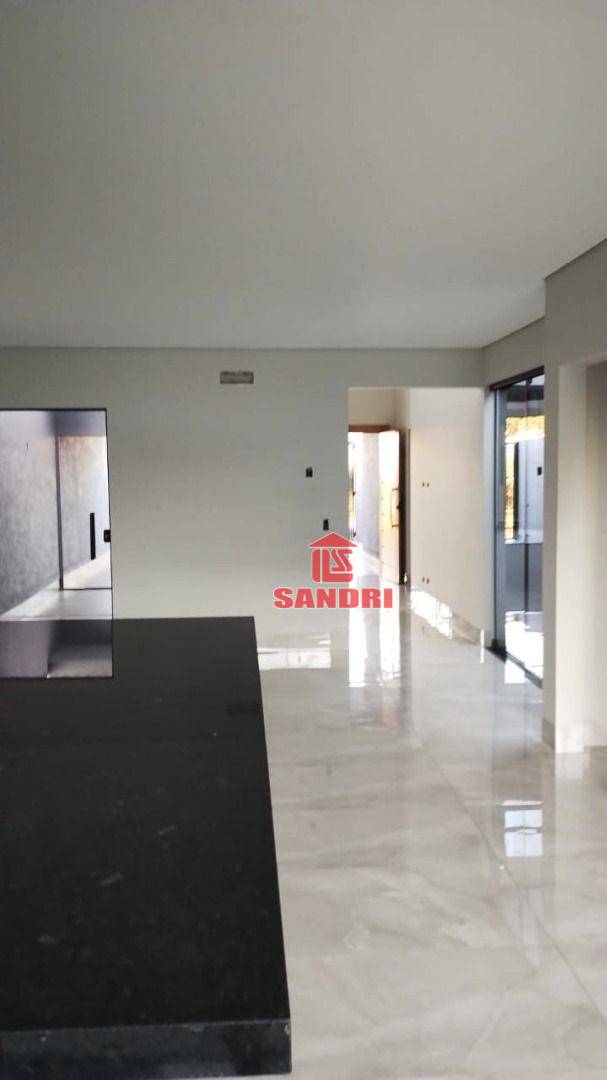 Casa à venda com 3 quartos, 153m² - Foto 9