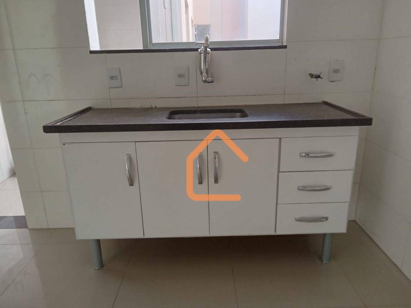 Apartamento à venda com 2 quartos, 112m² - Foto 3