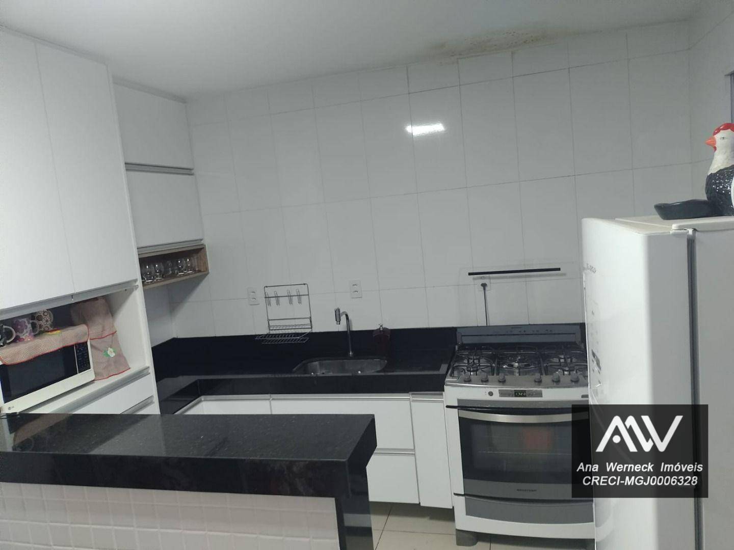 Casa à venda com 6 quartos, 360m² - Foto 9