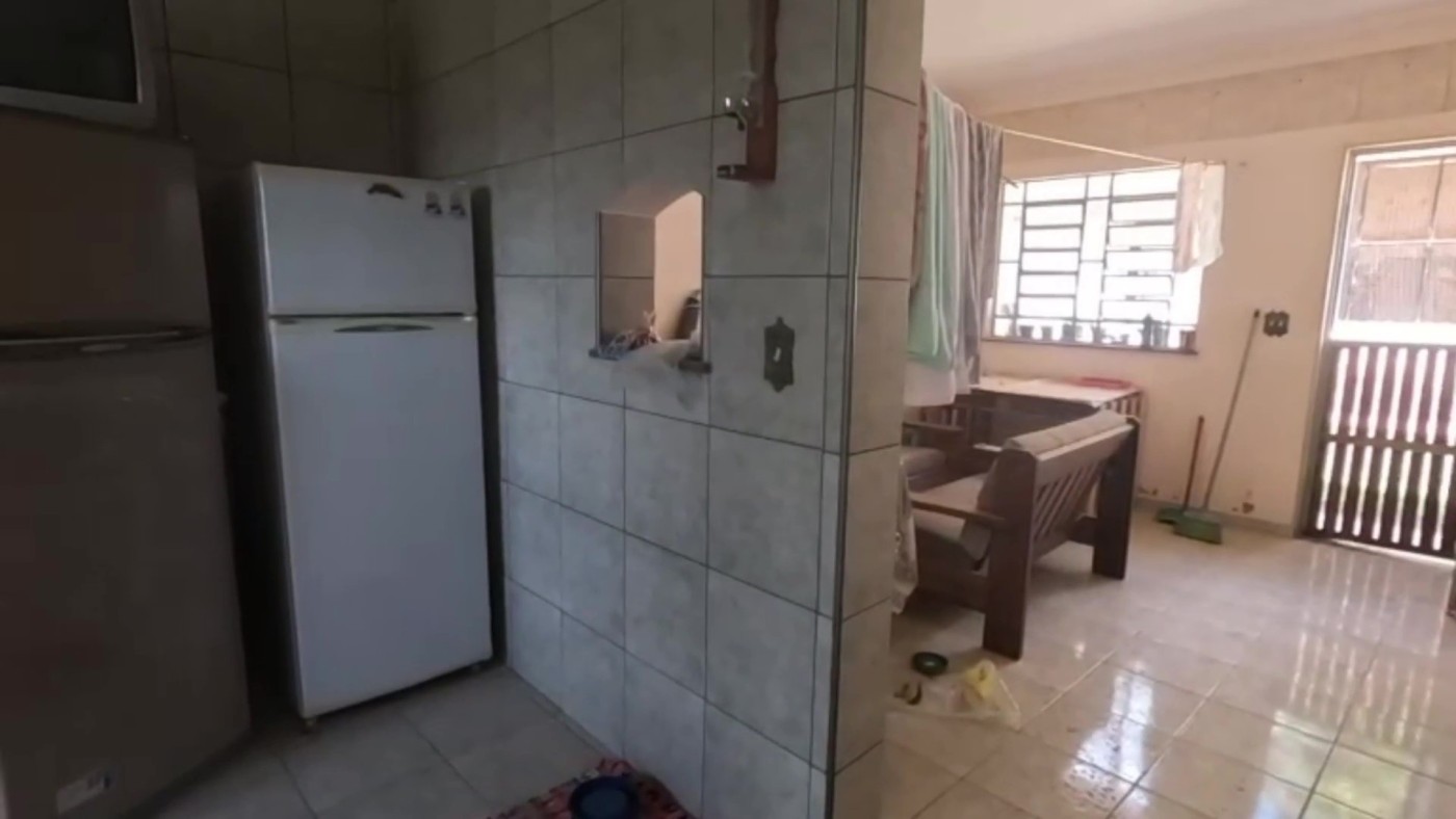 Chácara à venda com 4 quartos, 6100m² - Foto 17