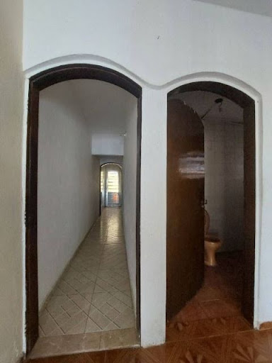 Sobrado à venda com 10 quartos, 300m² - Foto 5