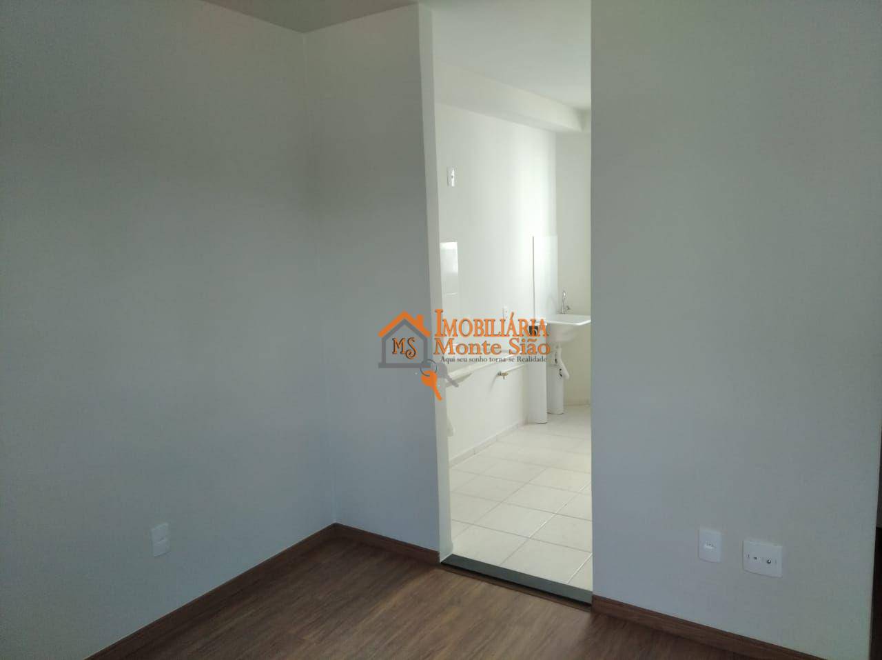 Apartamento à venda com 2 quartos, 43m² - Foto 3