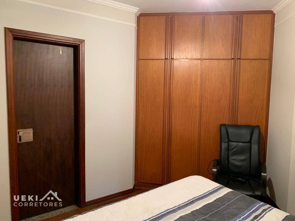 Casa à venda com 4 quartos, 328m² - Foto 17