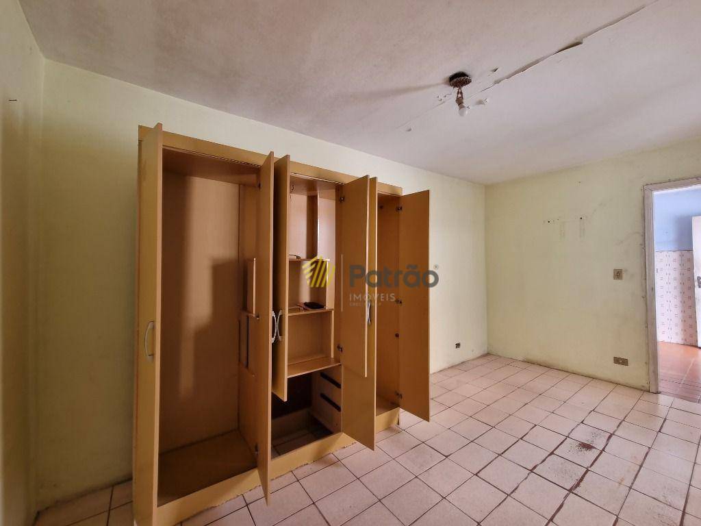 Casa à venda com 3 quartos, 220m² - Foto 23