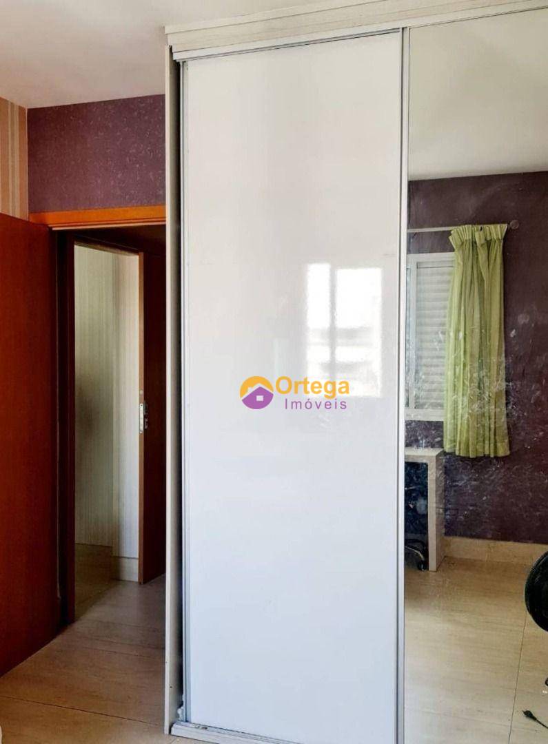 Apartamento à venda com 3 quartos, 160m² - Foto 7