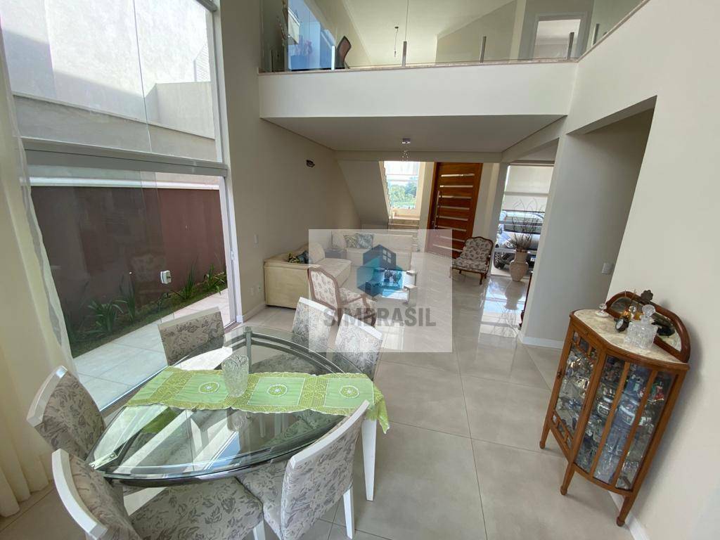 Casa à venda com 3 quartos, 274m² - Foto 5