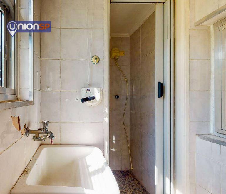 Apartamento à venda com 2 quartos, 70m² - Foto 19