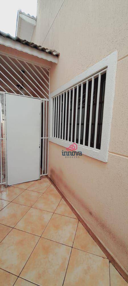 Casa à venda com 2 quartos, 68m² - Foto 10