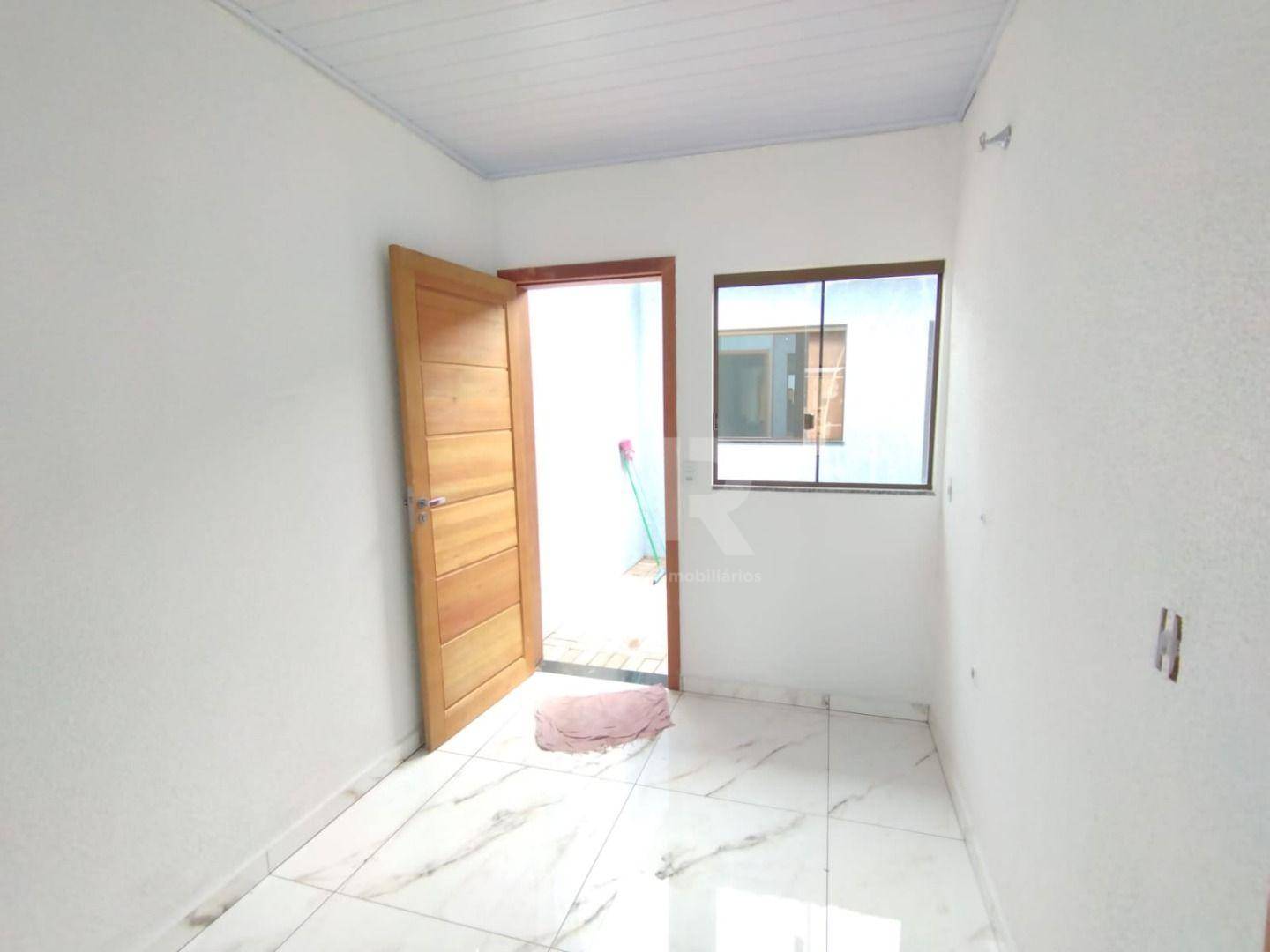 Casa à venda com 2 quartos, 67m² - Foto 4