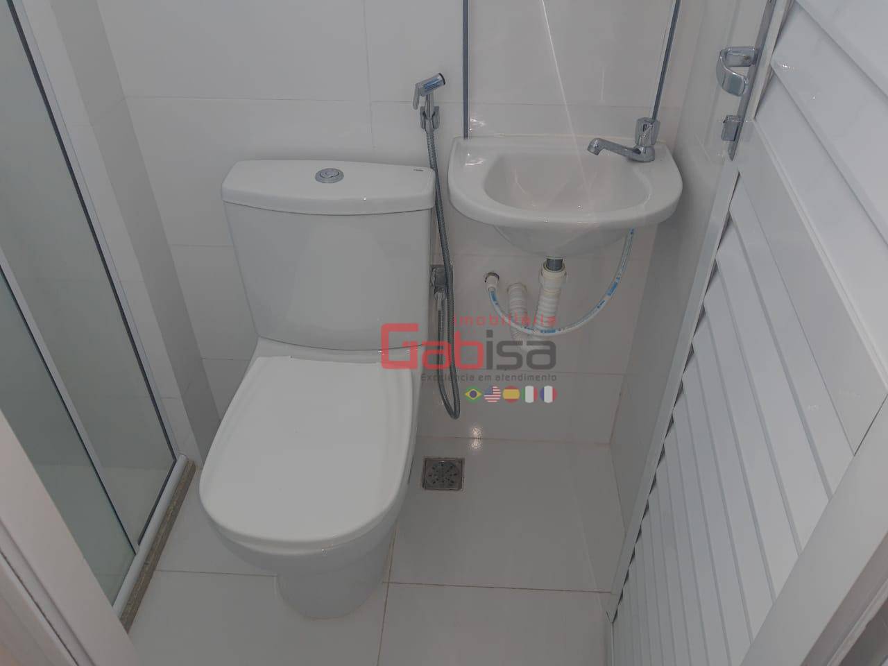 Apartamento para alugar com 3 quartos, 130m² - Foto 13