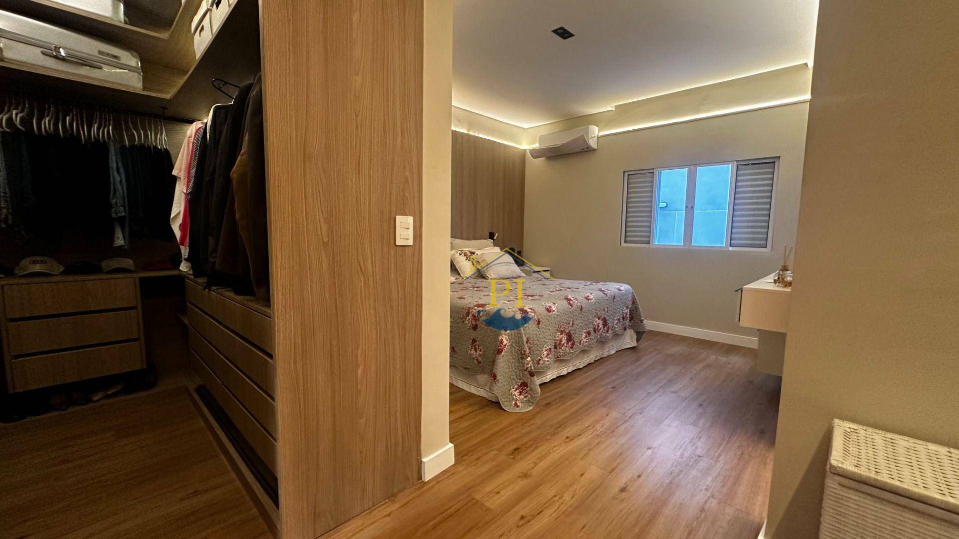 Casa à venda com 4 quartos, 300m² - Foto 31