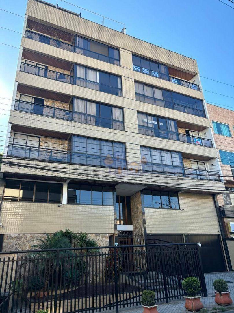 Apartamento à venda com 2 quartos, 100m² - Foto 1