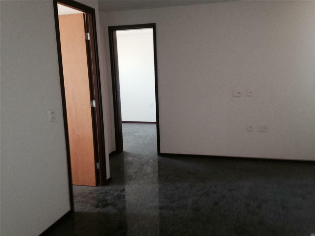 Apartamento à venda com 3 quartos, 94m² - Foto 11