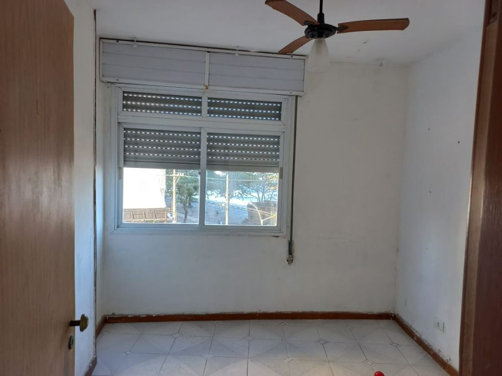 Apartamento à venda com 2 quartos, 75m² - Foto 5