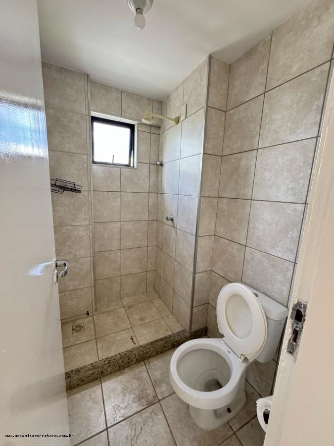 Apartamento para alugar com 2 quartos, 65m² - Foto 6