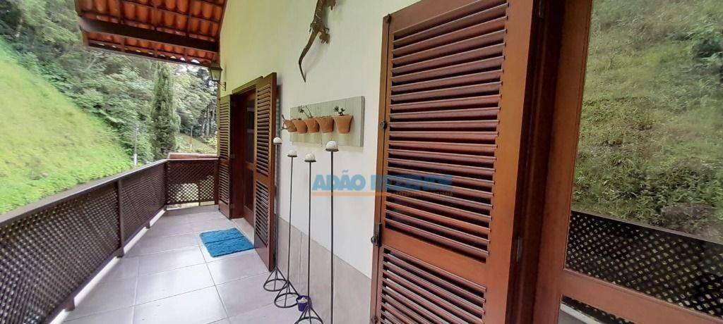 Casa de Condomínio à venda com 3 quartos, 209m² - Foto 35