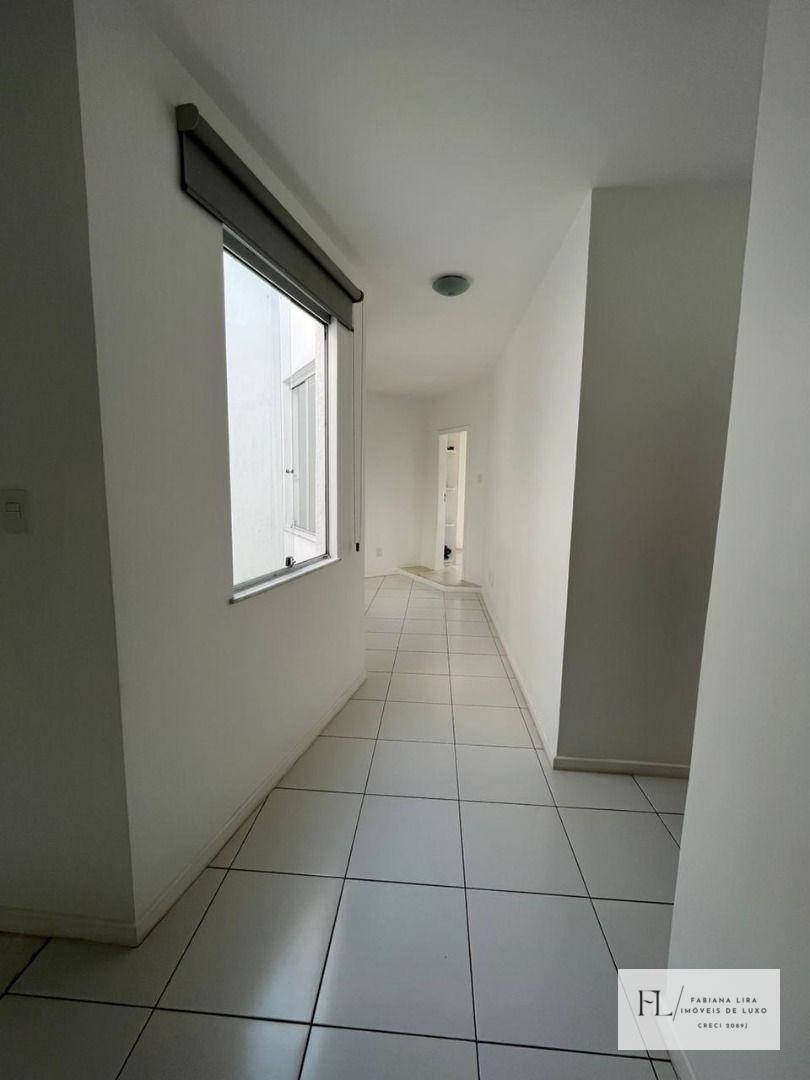 Casa à venda com 4 quartos, 300M2 - Foto 18