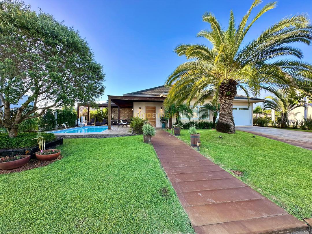 Casa de Condomínio à venda com 3 quartos, 200m² - Foto 2