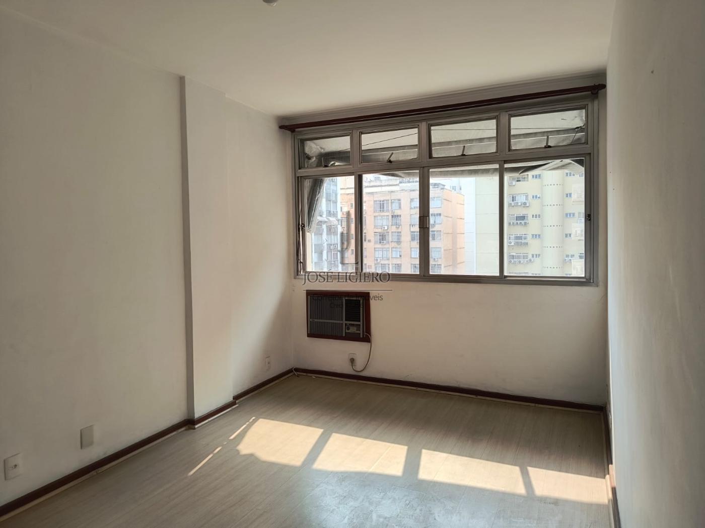 Apartamento à venda com 2 quartos, 93m² - Foto 12