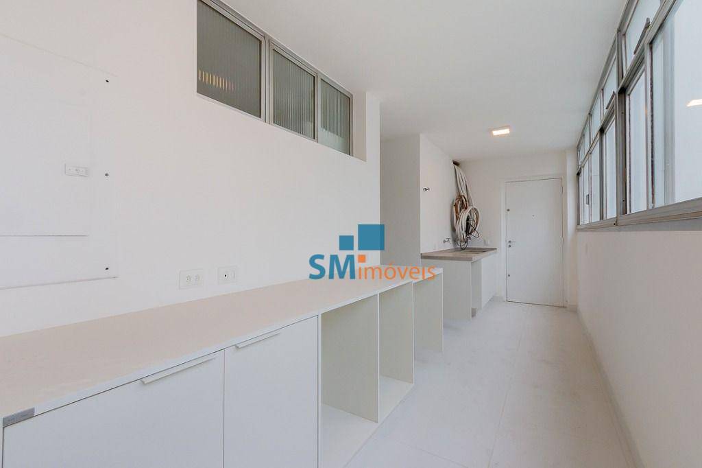 Apartamento à venda com 3 quartos, 236m² - Foto 33