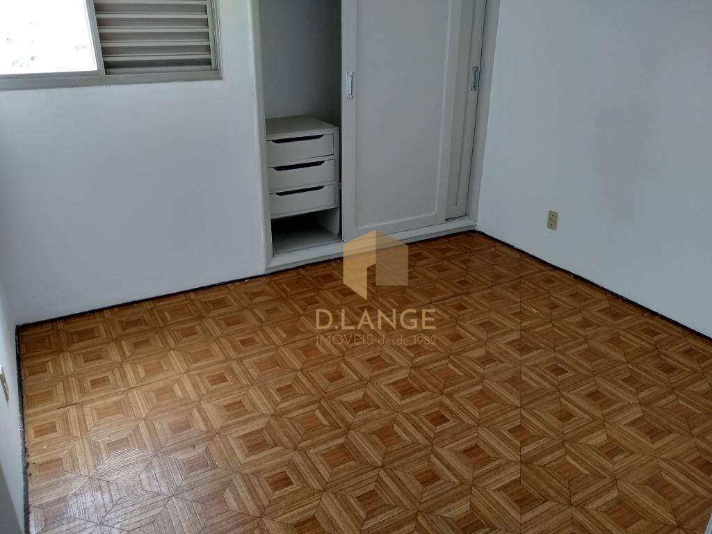 Apartamento para alugar com 2 quartos, 70m² - Foto 22