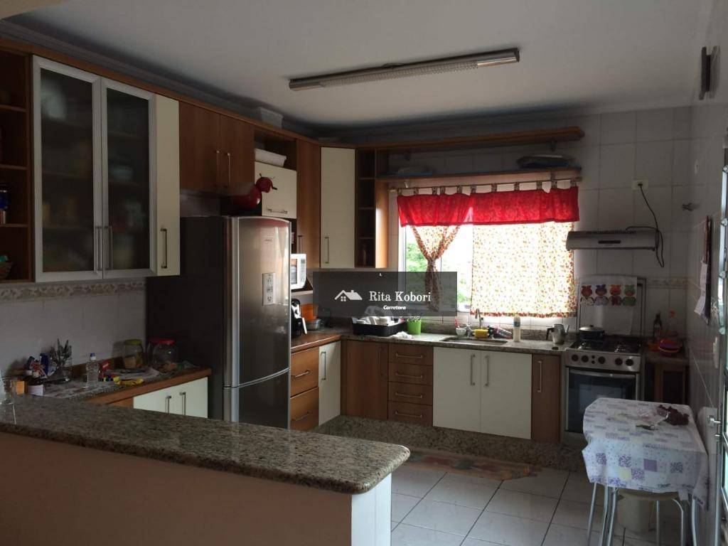 Sobrado à venda com 3 quartos, 190m² - Foto 2