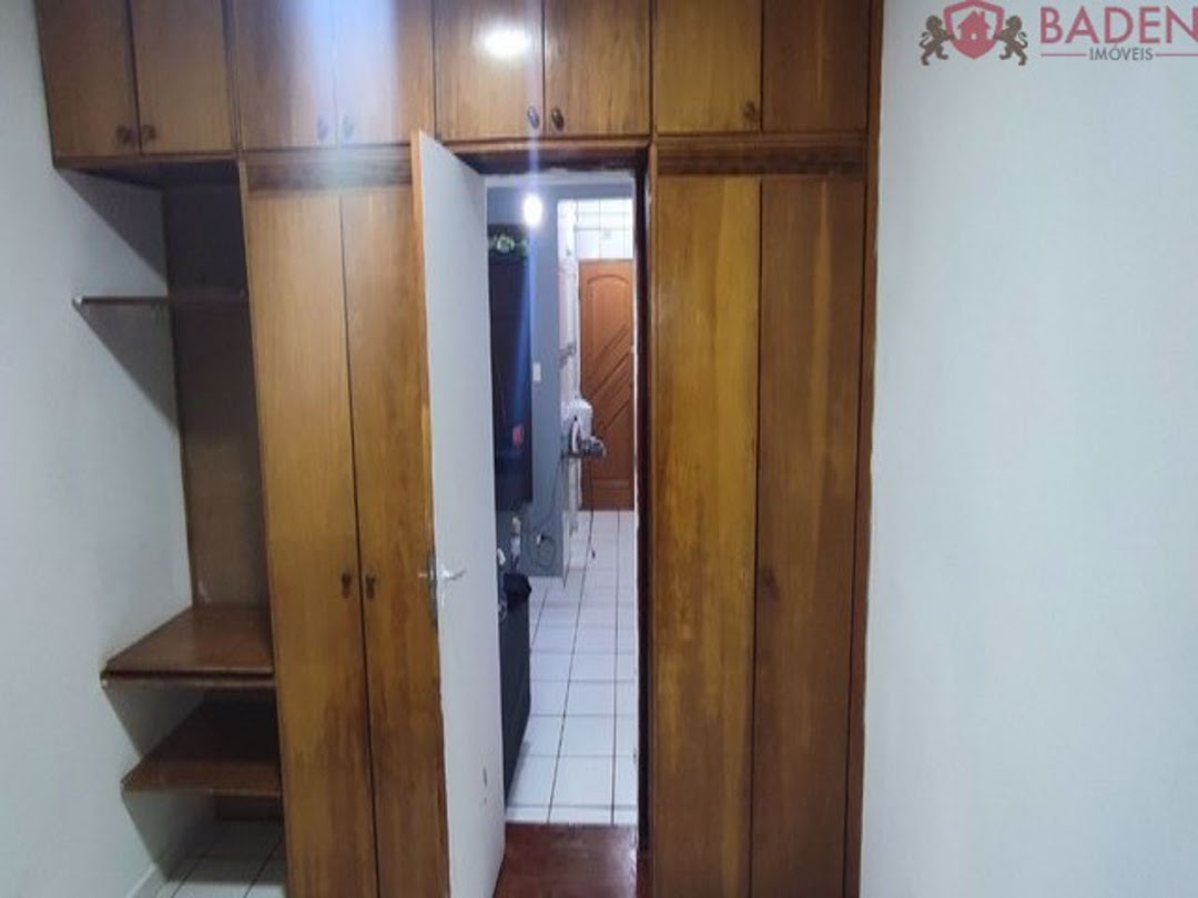 Apartamento à venda com 1 quarto, 36m² - Foto 11