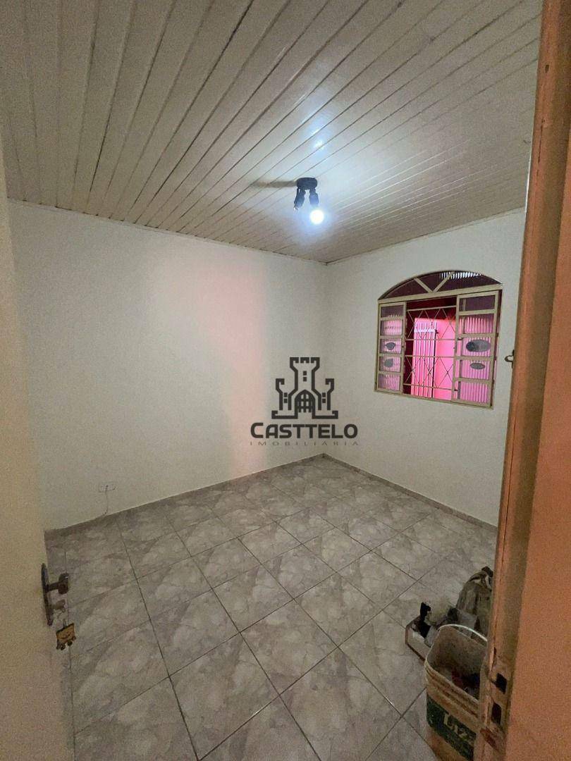 Casa à venda com 4 quartos, 120m² - Foto 7